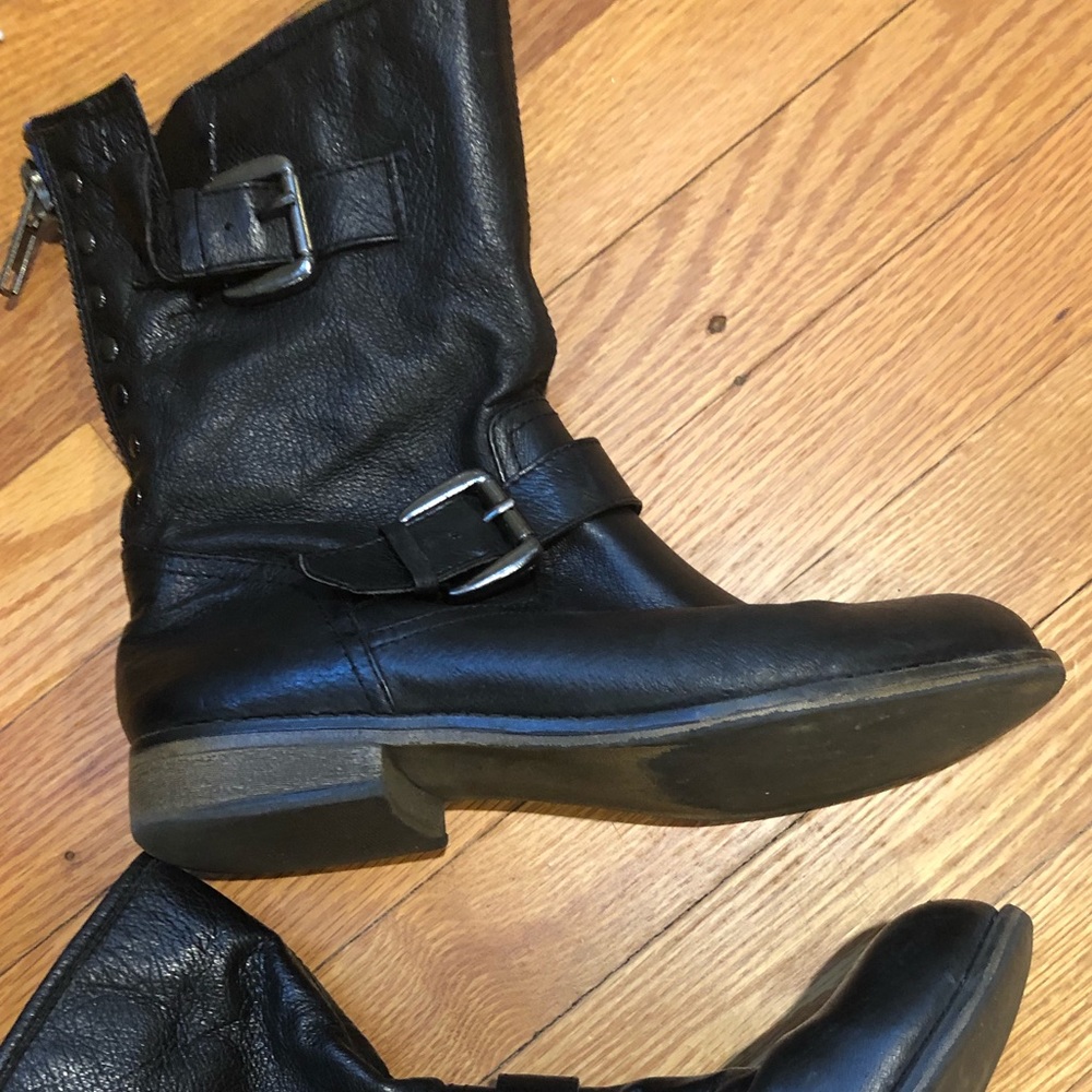 Steve Madden Black Boots